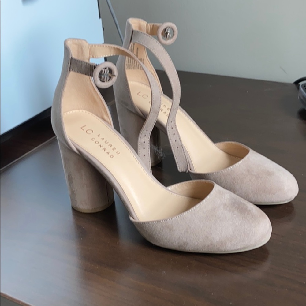 Karen Conrad Hydrangea Mushroom Block Heels